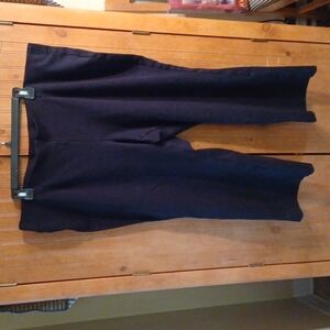 INVESTMENTS BLACK CROPPED PANTS